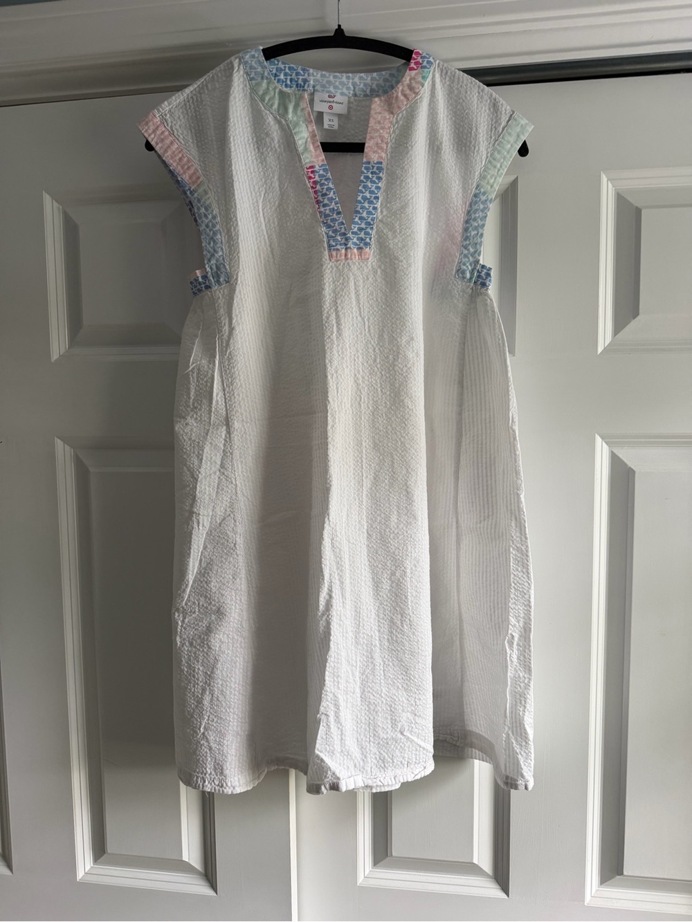 Vineyard Vines White Seersucker Tunic cover up with Pastel Whale Trim